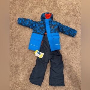 NWT Gusti Boys Size 5 Snow bib and snow jacket